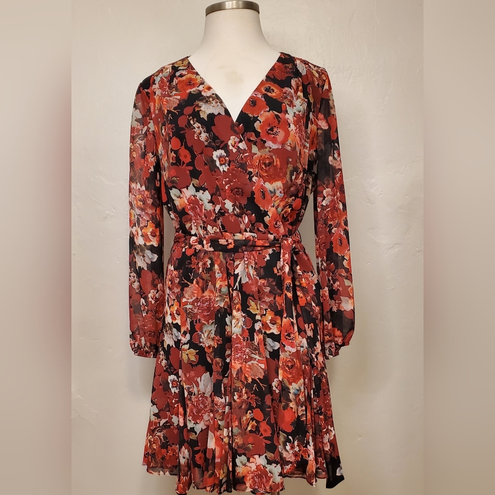 Tahari Arthur S. Levine Size 18 Dress NWT